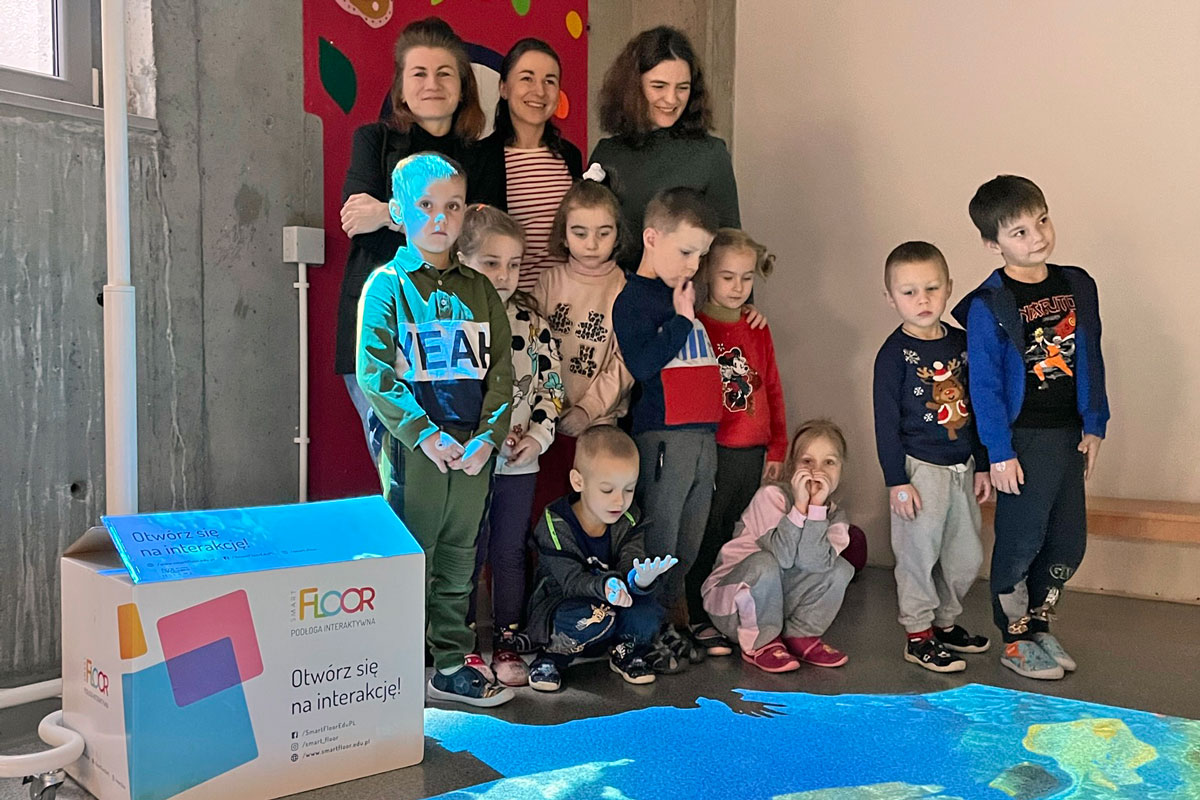 SmartFloor w prezencie dla Fundacji YOUkraine!