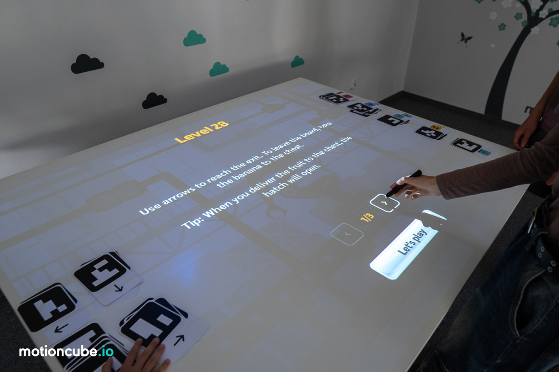 Jedź Lumi! Magiczne Karty na stole